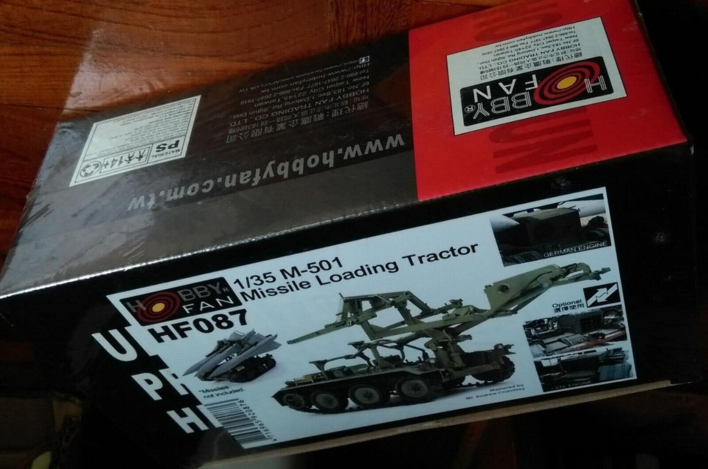 完成品 Hawk Missile Carrier 1/35 スケール